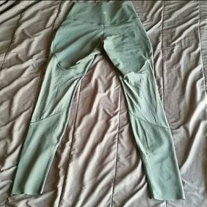 RARE Lululemon high rise full length leggings